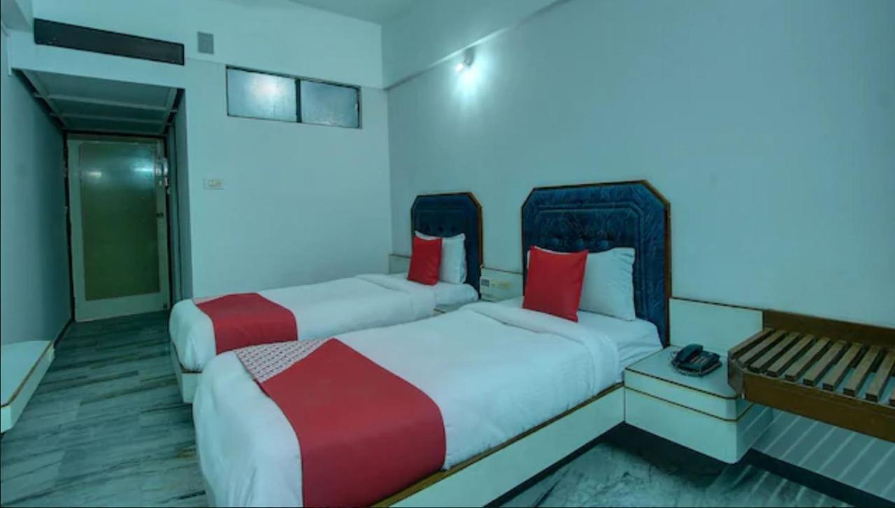 Hotel Padmam Madurai Ngoại thất bức ảnh