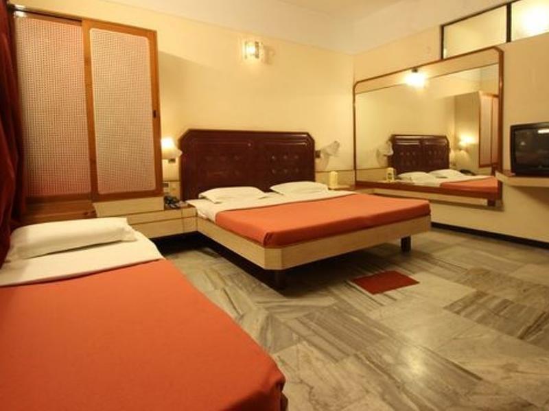 Hotel Padmam Madurai Ngoại thất bức ảnh