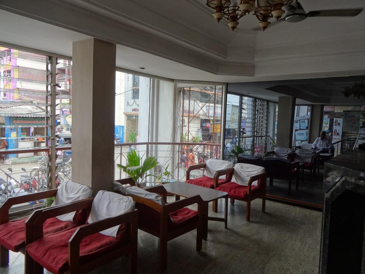 Hotel Padmam Madurai Ngoại thất bức ảnh