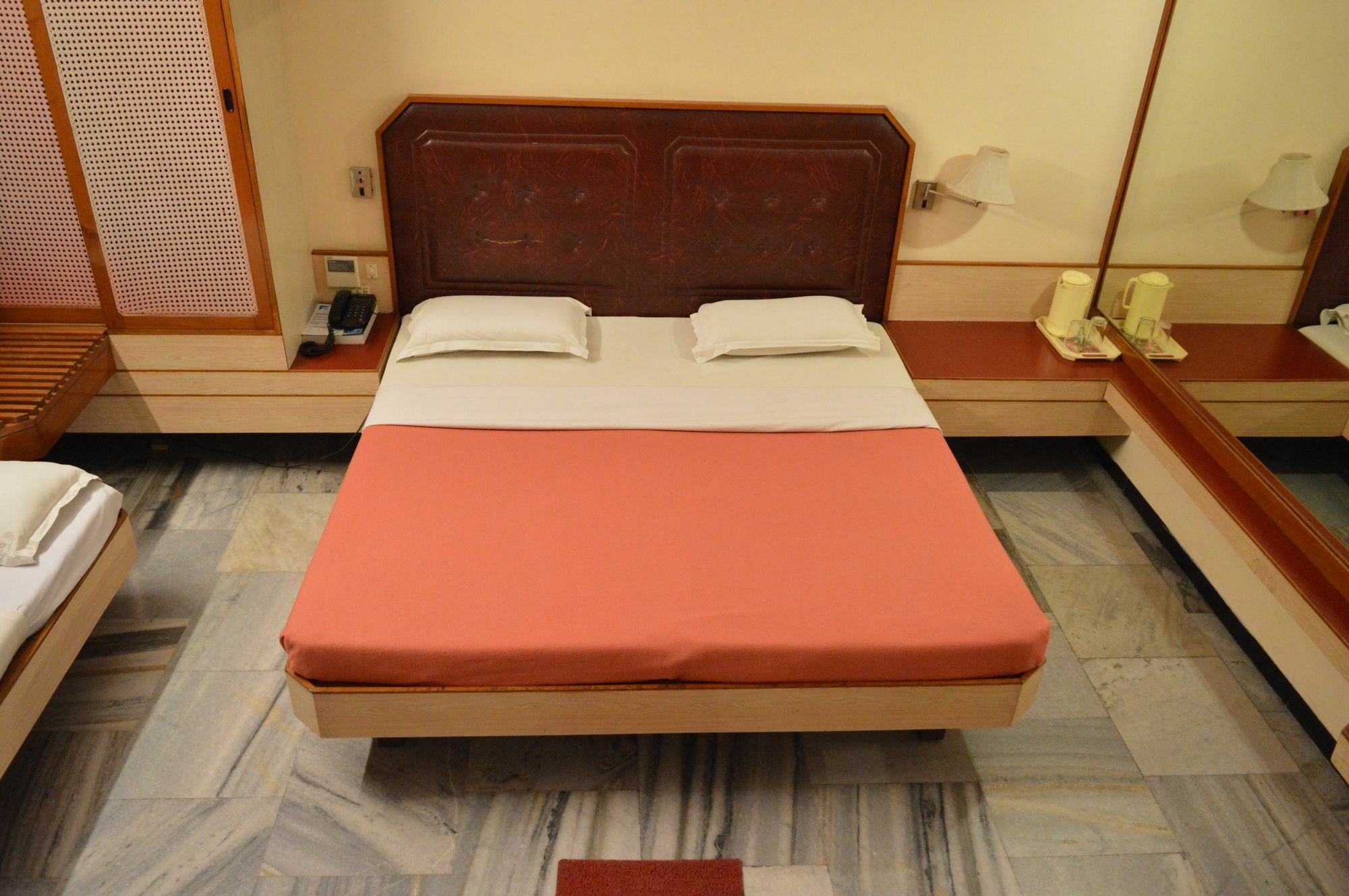 Hotel Padmam Madurai Ngoại thất bức ảnh